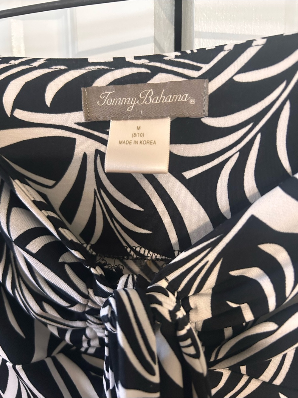 Tommy Bahama Black and White Leaf-Print Maxi Dress - Picture 3 of 6